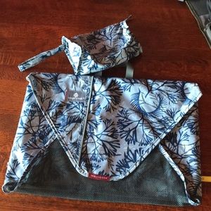 Eagle creek pack-it system